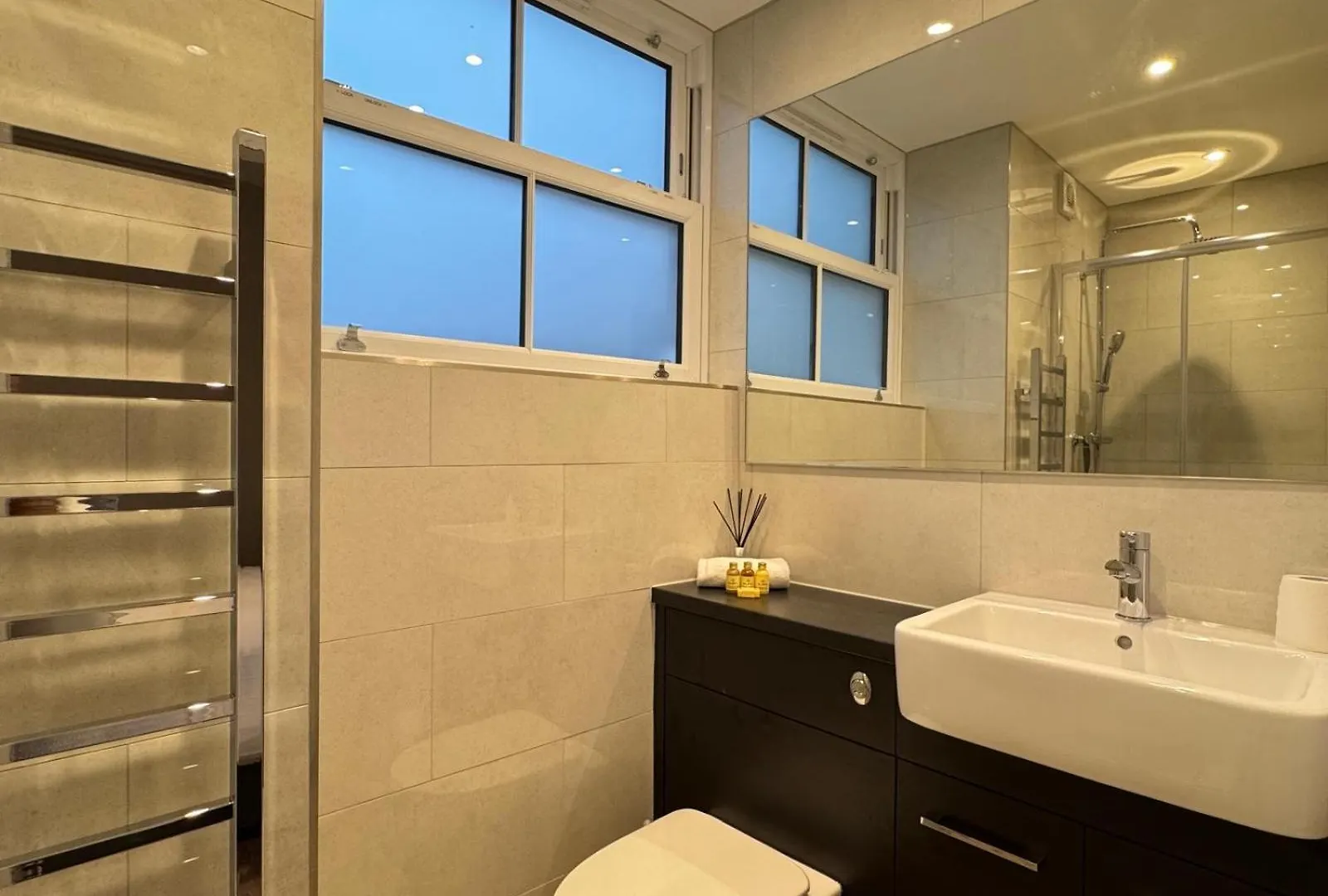 Luxury One Bedroom Apartment Bristol 0*,  United Kingdom